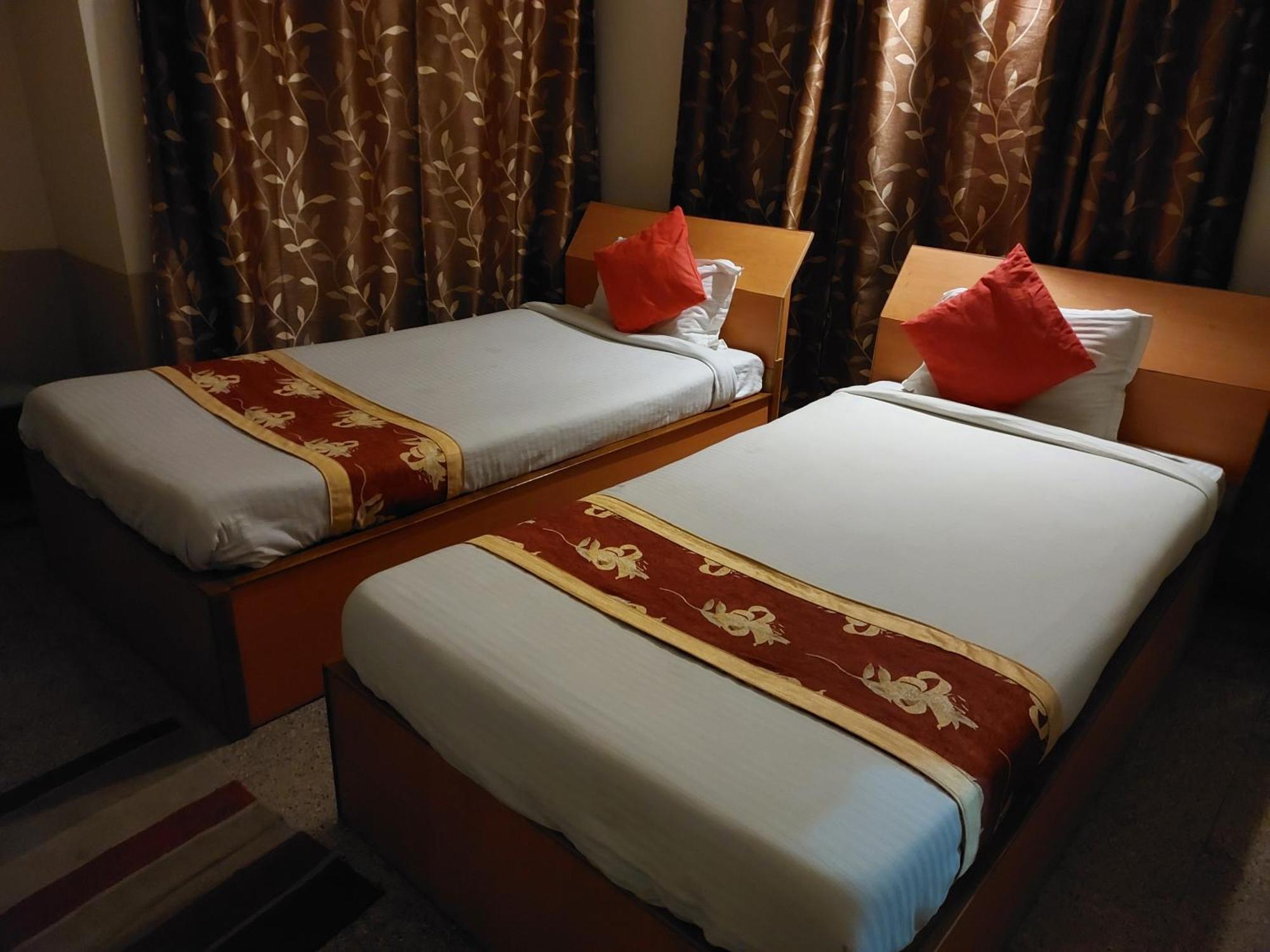 Riverview Guest House Гувахати Екстериор снимка